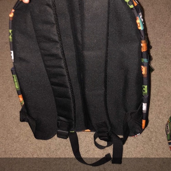 MINECRAFT BIOWORLD BACKPACK.NEW! - Picture 5 of 7